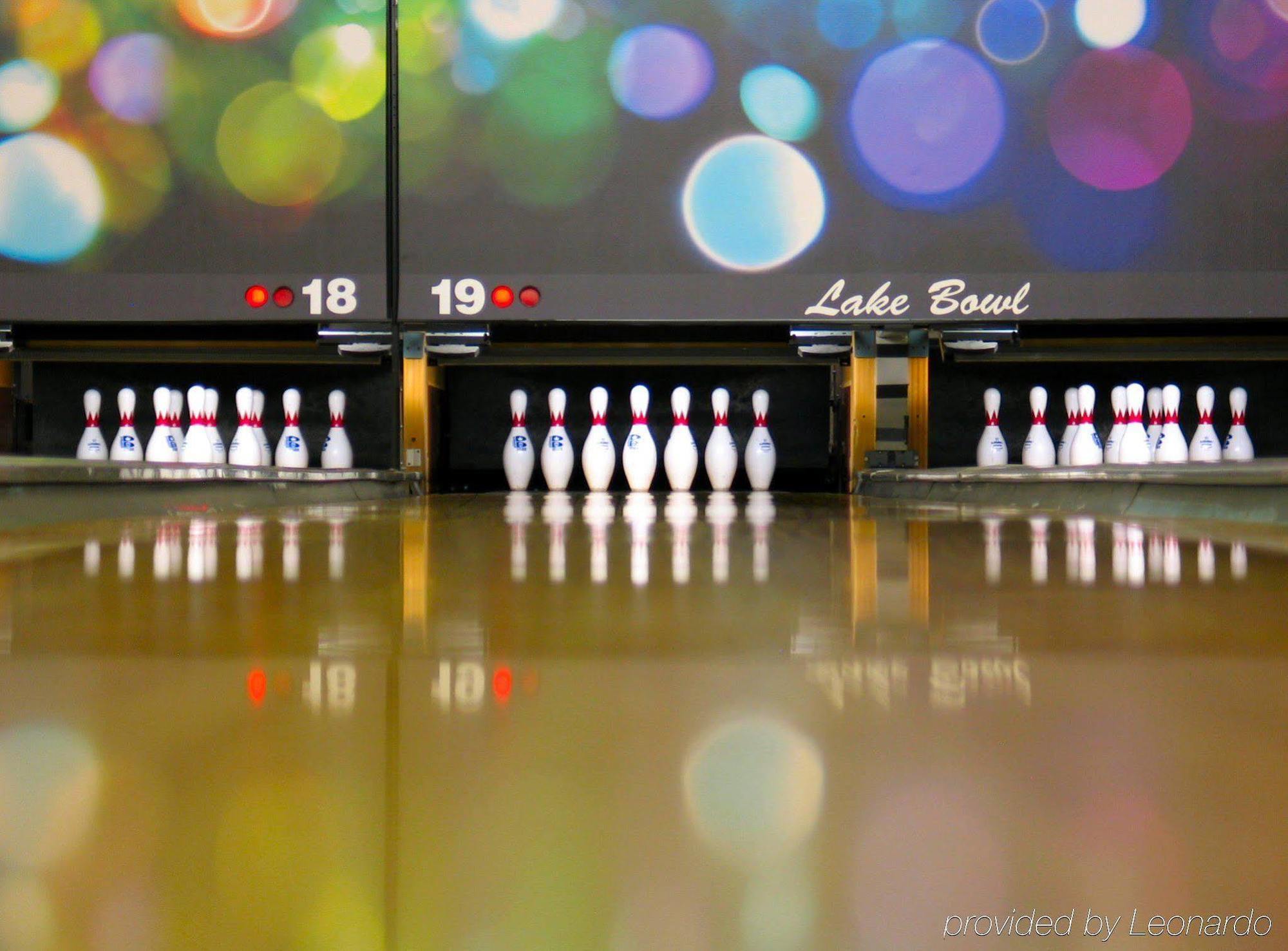 Ten Pin Inn & Suites モーゼスレイク エクステリア 写真